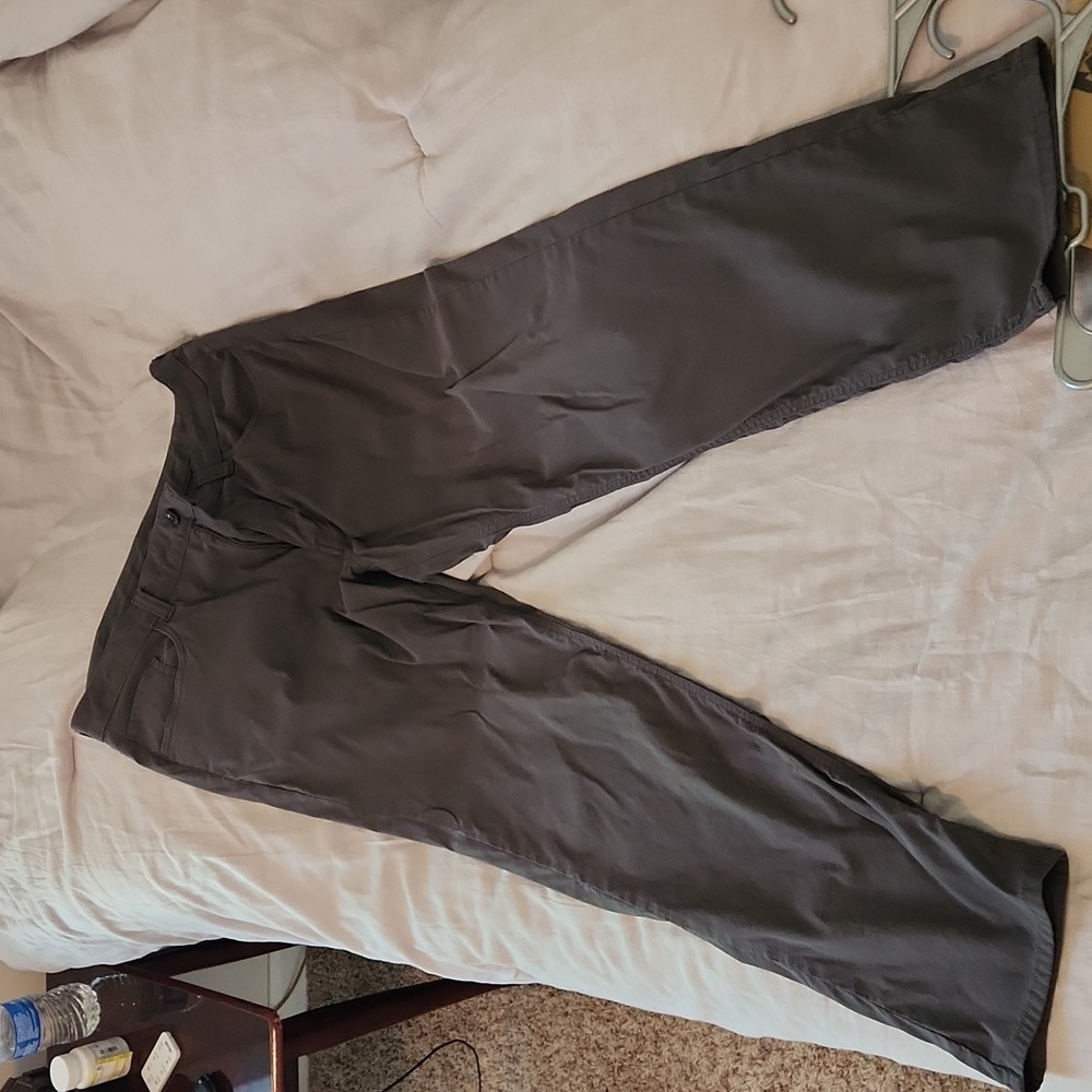 Eddie Bauer stretch pants
